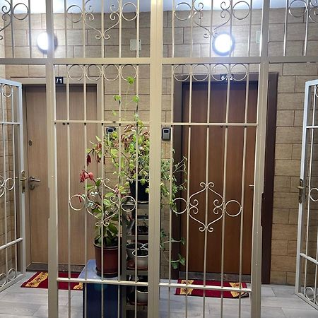 Warm Apartment In The Center Of Tirana City Экстерьер фото