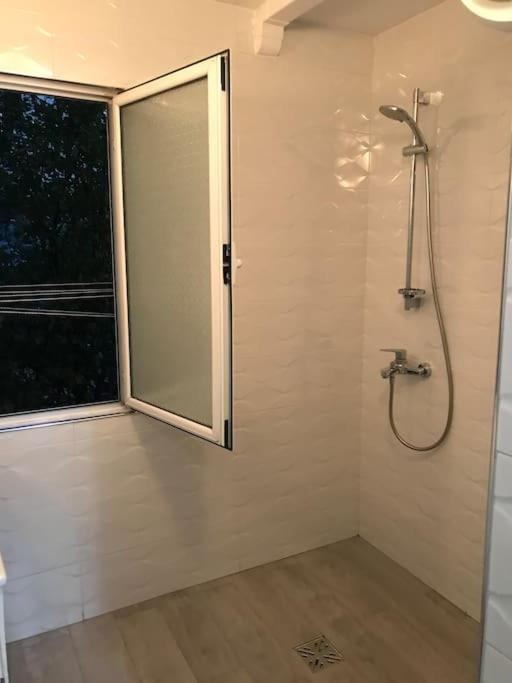 Warm Apartment In The Center Of Tirana City Экстерьер фото