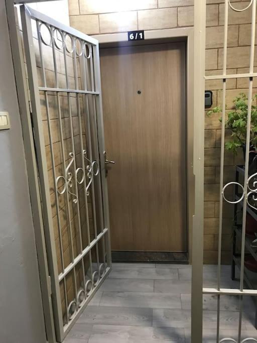 Warm Apartment In The Center Of Tirana City Экстерьер фото